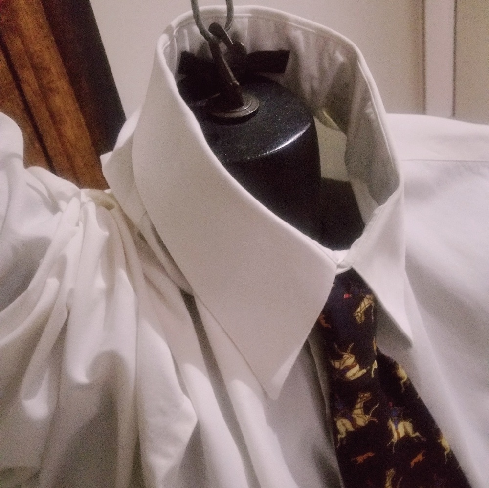 DKNY 16.5-34/35 for Macys by Donna Karen